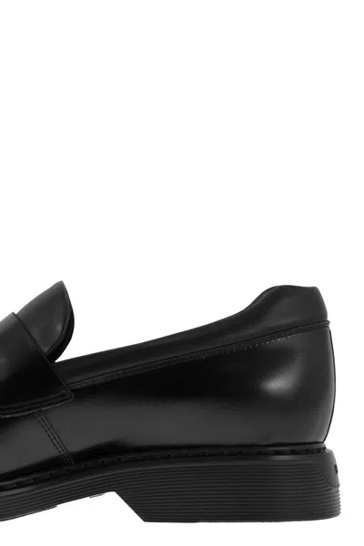 Hogan H576 Moccasins In Black