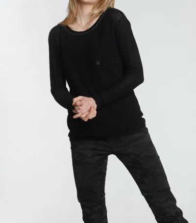 Label+thread Women's Frankie Pocket Crew Top In Black In Black