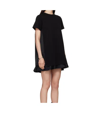 Sacai Ruffled Hem T-shirt Dress With Relaxed Silhouette In Black
