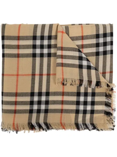 Burberry Vintage Check Pattern Scarf With Frayed Edges In Neutral
