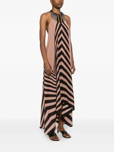 几何图案印花挂脖超长连衣裙