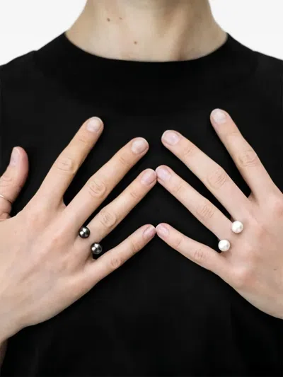 Saskia Diez Pearl Sling Ring In Metallic