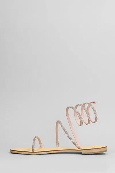 Nicolas Lainas Flats