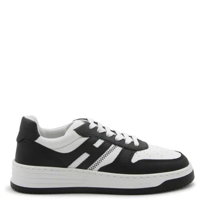 Hogan H630 Sneakers With Rubber Sole And Perforated Detailing In Black