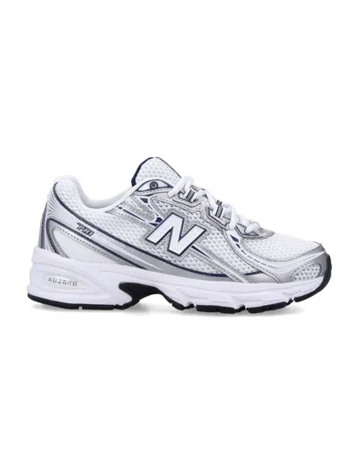 New Balance 740.0