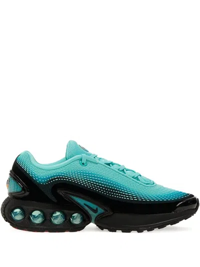Nike Air Max Dn Sneakers