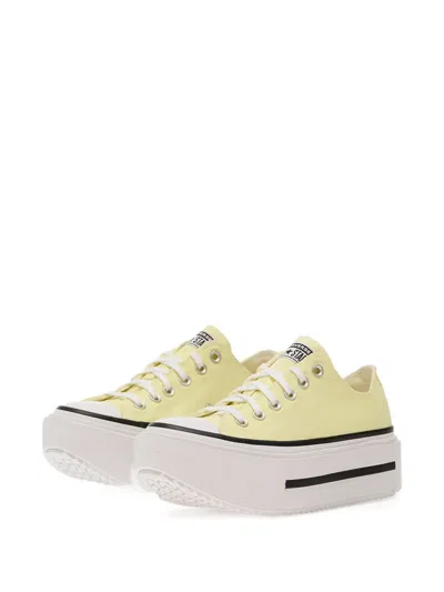 Converse Chuck Taylor Platform Sneakers