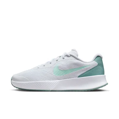 Nike Women's Vapor Lite 3 Hard Court Tennis Shoes