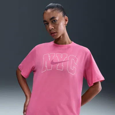 Nike Women's  Sportswear Essential T-shirt