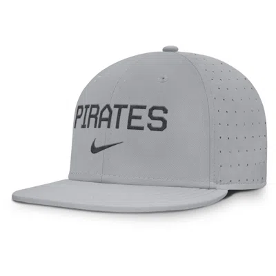 Nike Pittsburgh Pirates True Menâs  Men's Aerobill Mlb Fitted Hat