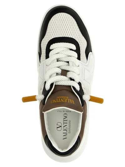Valentino One Stud Xl Low-cut Casual Shoes