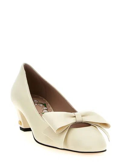 Valentino Garavani Ivory Leather Bowow Pumps In Neutral