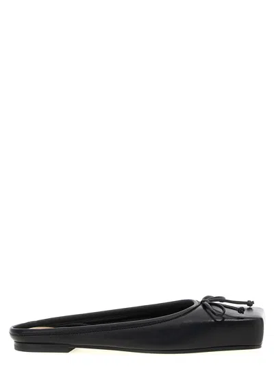 Jacquemus Mule Dancer.