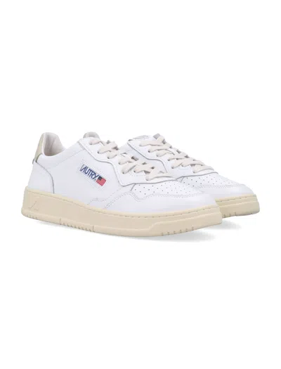 Autry Low Sneaker Featuring Perforated Detailing In White