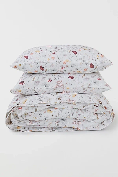 Magiclinen 3-piece Linen Duvet Cover Set In Meadow Print At Urban Outfitters