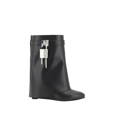 Givenchy Shark Lock 90 Leather Ankle Boots Shoes In Black