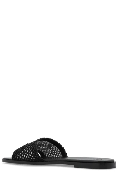 Chloé Soleil Woven Strap Flat Sandals In Black