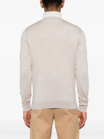 Colombo Fine-knit V-neck Jumper In Neutral