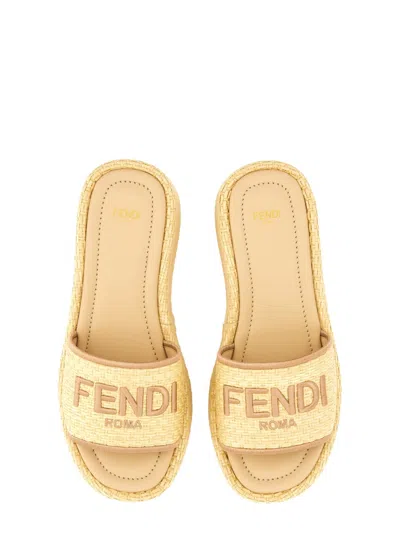 Fendi Slippers Sunshine In Rafia Donna In Neutral