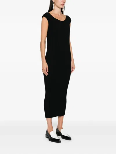 Issey Miyake Ribbed Sleeveless Midi Dress In Black