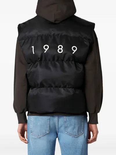 1989 Studio Sleeveless Puffer Jacket In Black