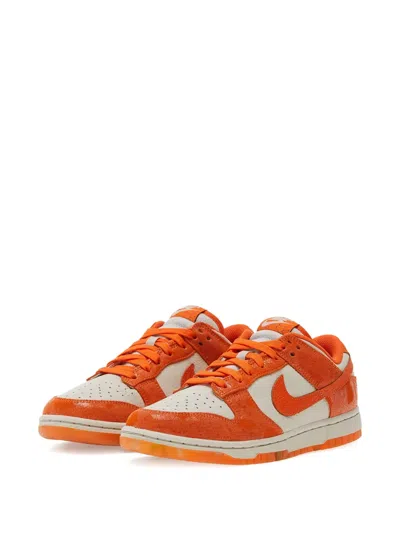 Nike Dunk Leather Low-top Sneakers