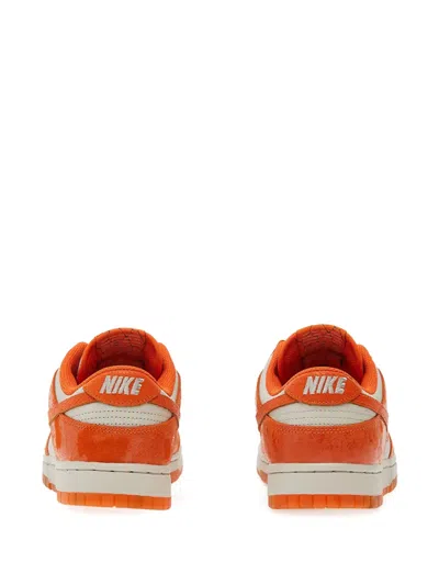 Nike Dunk Leather Low-top Sneakers