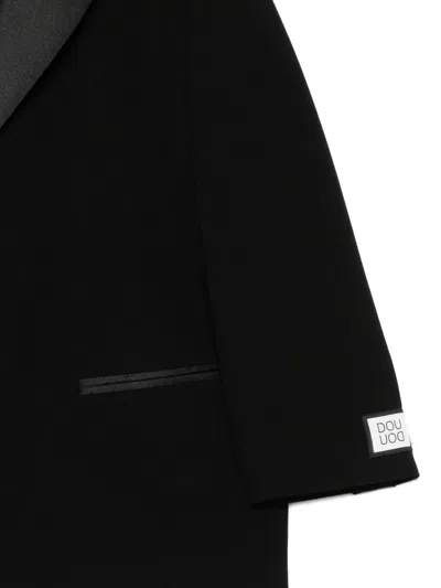 Douuod Notch-lapel Three-button Blazer In Black