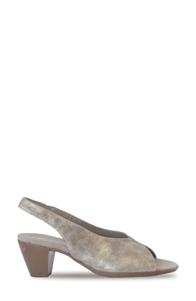 Munro Rochelle Sling-back Sandal In Castoro Stardust