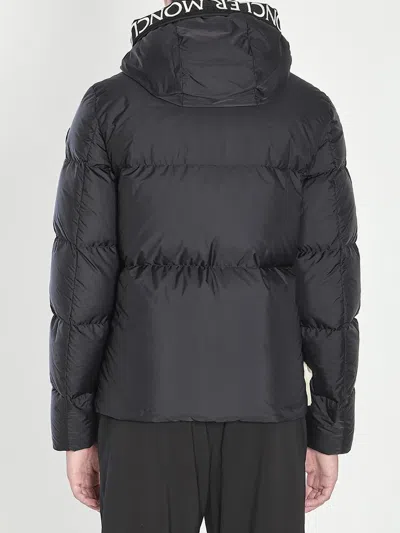 Moncler Montcla Puffer Jacket In Black
