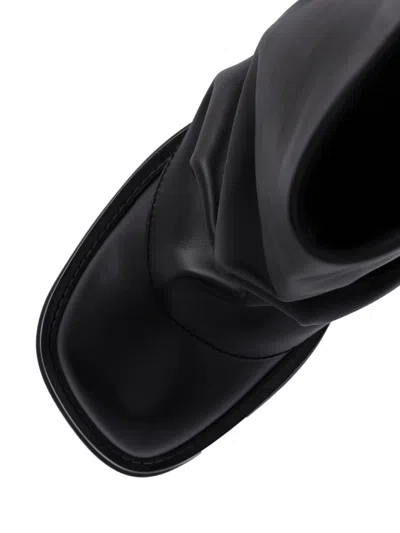 Attico 'robin' Black Boots With Square Toe And Logo Plaque On The Rear