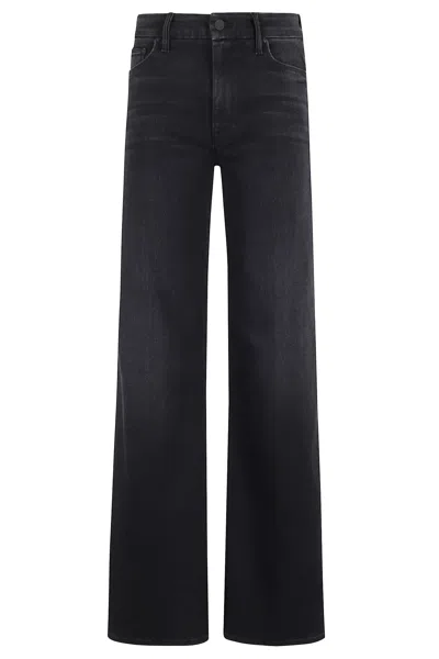 Mother The Hustler Roller Sneak Jeans In Black