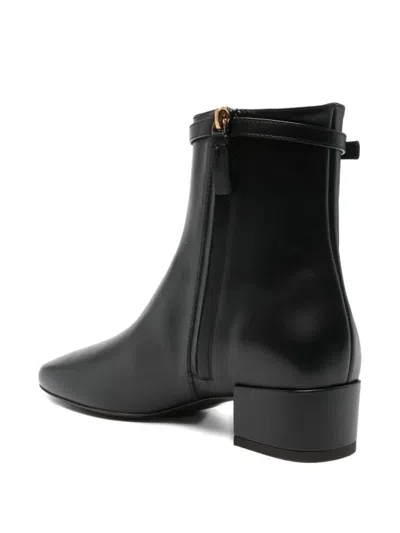 Tod's Low Ankle Boot T. 035 Shoes