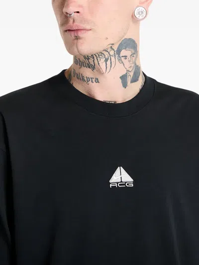 Nike Logo-detail Long-sleeve T-shirt In Black