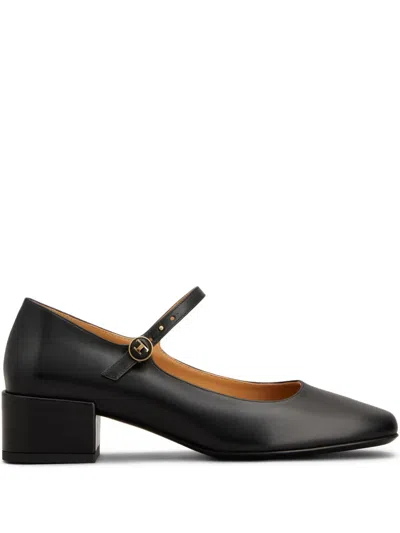 Tod's Leather Pumps
