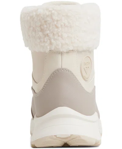 Roxy Women's Snow Lace Up Boots
