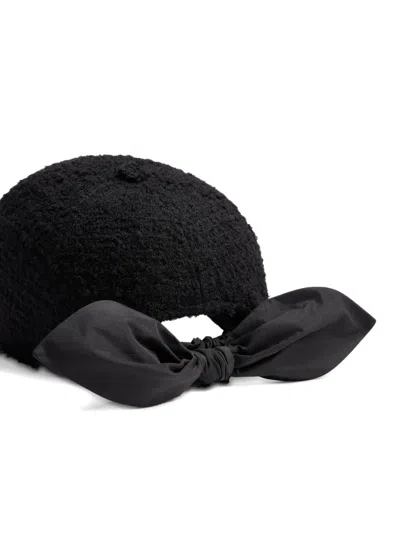 Patou Bow Tweed Baseball Cap In Black