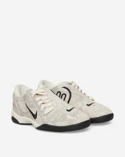 Nike Women S Total 90 Sneakers Pale Ivory / Black