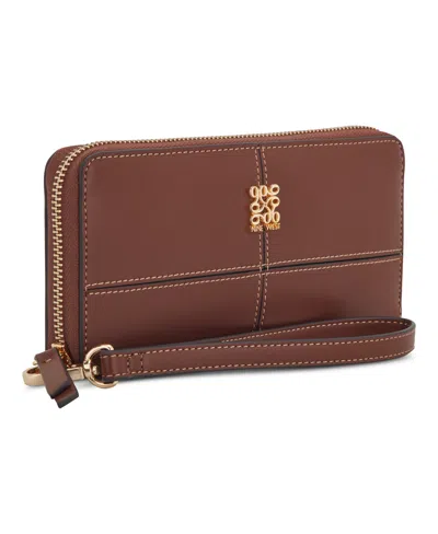 Nine West Paxtin Zip Around Wristlet