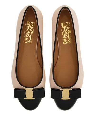 Ferragamo Black And Ballet Pink Two-tone Varina Ballet Flats