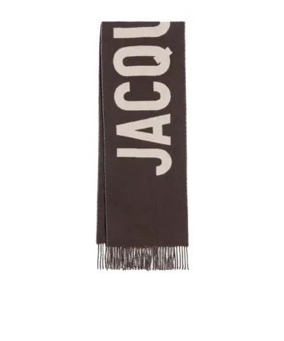 Jacquemus Logo Detailed Fringed Edge Scarf In Black