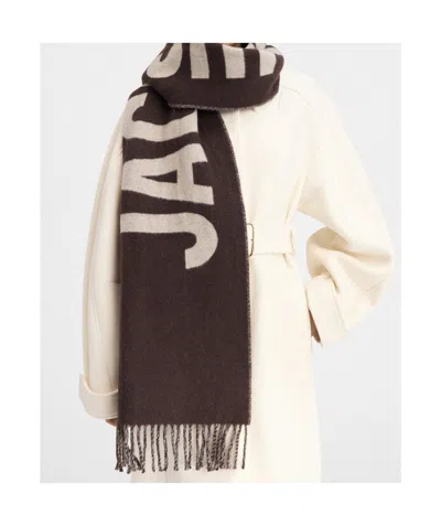 Jacquemus Logo Detailed Fringed Edge Scarf In Black