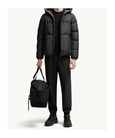 Moncler Montcla Hooded Short Down Jacket In Black