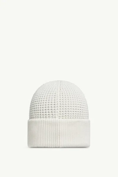 Moncler Logo-patch Waffle-knit Beanie