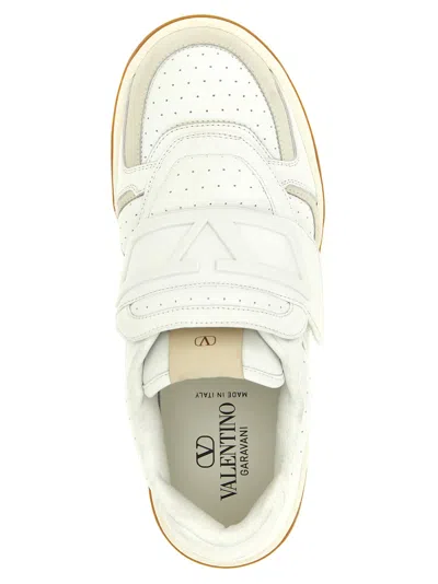 Valentino Sneaker Low Top Joie De Jouer White