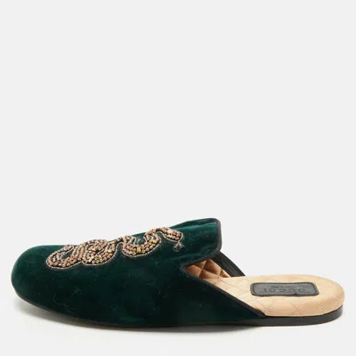 Pre-owned Gucci Dark Green Velvet Crystal Embellished Snake Flat Mules Size 38