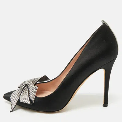 Pre-owned Sjp Sarah Jessica Parker Black Satin Crystal Embellished Pumps Size 37