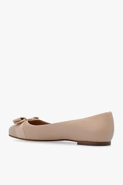 Ferragamo Logo Flat Shoes In Brown