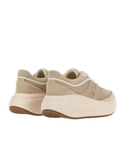 Hogan H696 Chunky Runner Sneakers In Brown