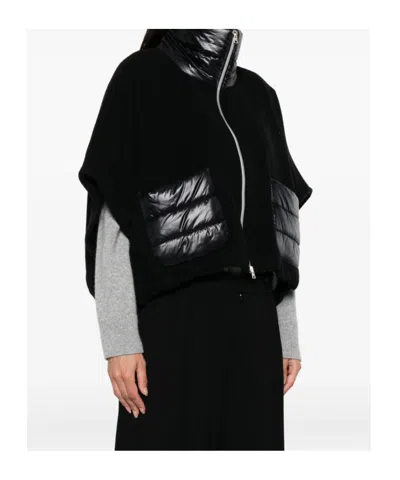 Herno Resort Short-sleeve Poncho In Black